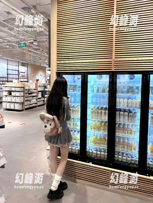 看我登录“51吃瓜”的反应：最新吃瓜群众的聊天记录简直是狗血剧集的翻版！