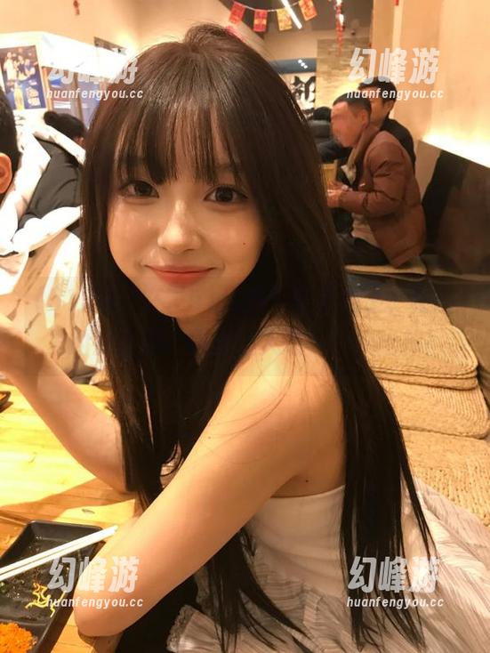 在“51黑料”苹果版上，校园里的那些瓜，甜得让人想一口气吃掉！
