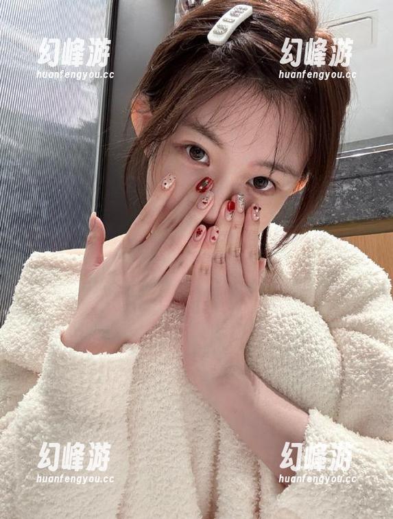 www.cg91的秘密线路，感觉我快要被吃瓜的刺激压垮了！