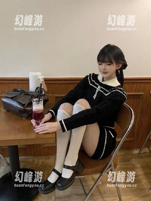 在hlw看瓜，看得我眼泪横流，真是太有趣了！