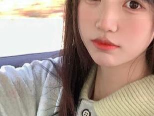 ‘hlw’苹果版！我用它的同事跟我说：‘这瓜真香’，可我只想说，你的午饭呢？
