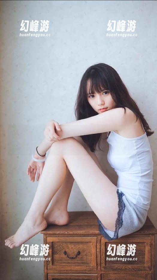 www吃瓜网 跟着www吃瓜网36wcc的app,瓜田里摘水果,花样不停歇!