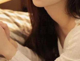 我抱着一颗吃瓜的心，下载了zztt333苹果版，结果…我居然被周边的气氛吸引！