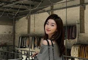 冲哥精选下载后，谁知道入口竟如此曲折玄机？