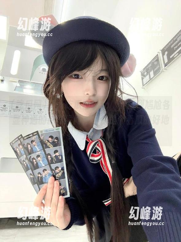 打开吃瓜网app，导航到尴尬各显神通的精彩瞬间，不愧是个看瓜的好地方！