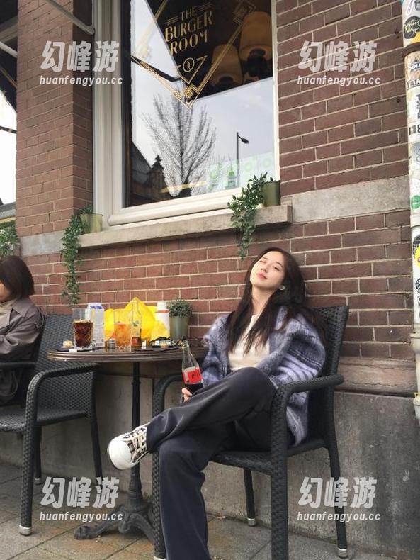 吾爱吃瓜网站：在看戏第一线，我竟然发现了导演的隐藏小彩蛋！