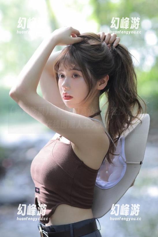 黑料吃瓜直达：坐在沙发上，在线围观人生大戏。