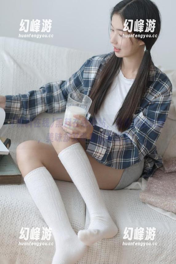 黑料在线网站，边看瓜边沉迷，美味却又带着点紧张感！