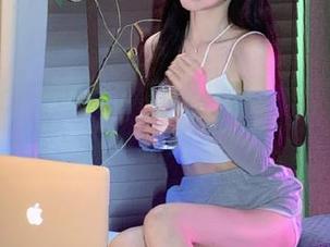 在线黑料社：一键下载，瞬间掌握八卦动态！
