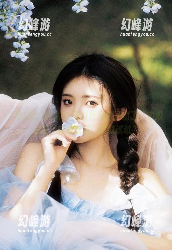 听说51黑料社网站开创了“边瓜边尬”的新吃法，谁敢试试？