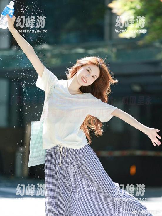 黑料老司机 黑料老司机网站:瓜田里永远有新鲜出炉的八卦!