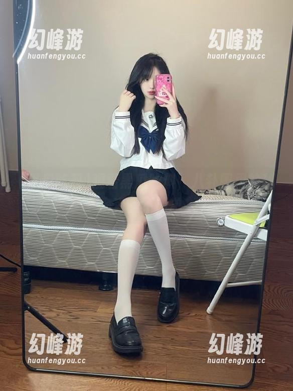 观看黑瓜吃料，八卦圈里的秘密真是不简单...