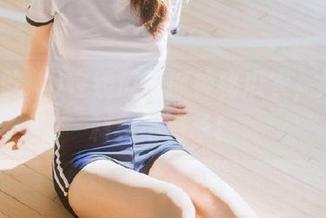 在线瓜田抓神秘瓜农，黑瓜吃料真不简单！